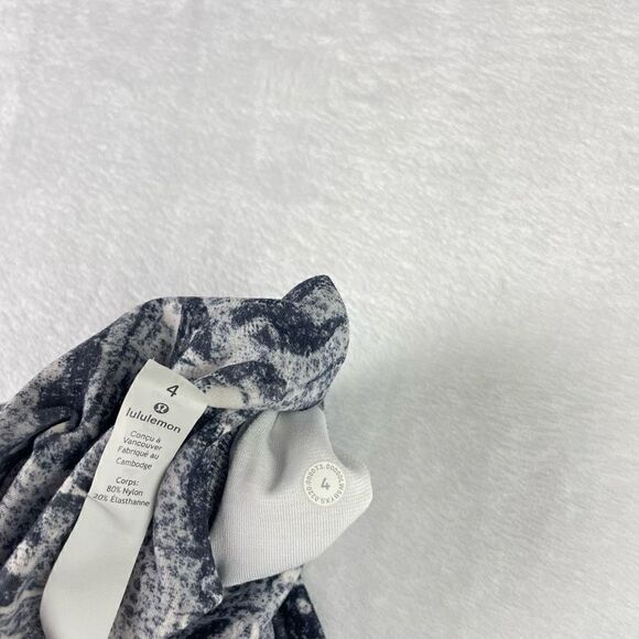 Womens Lululemon Align Leggings  - Picture 4 of 5